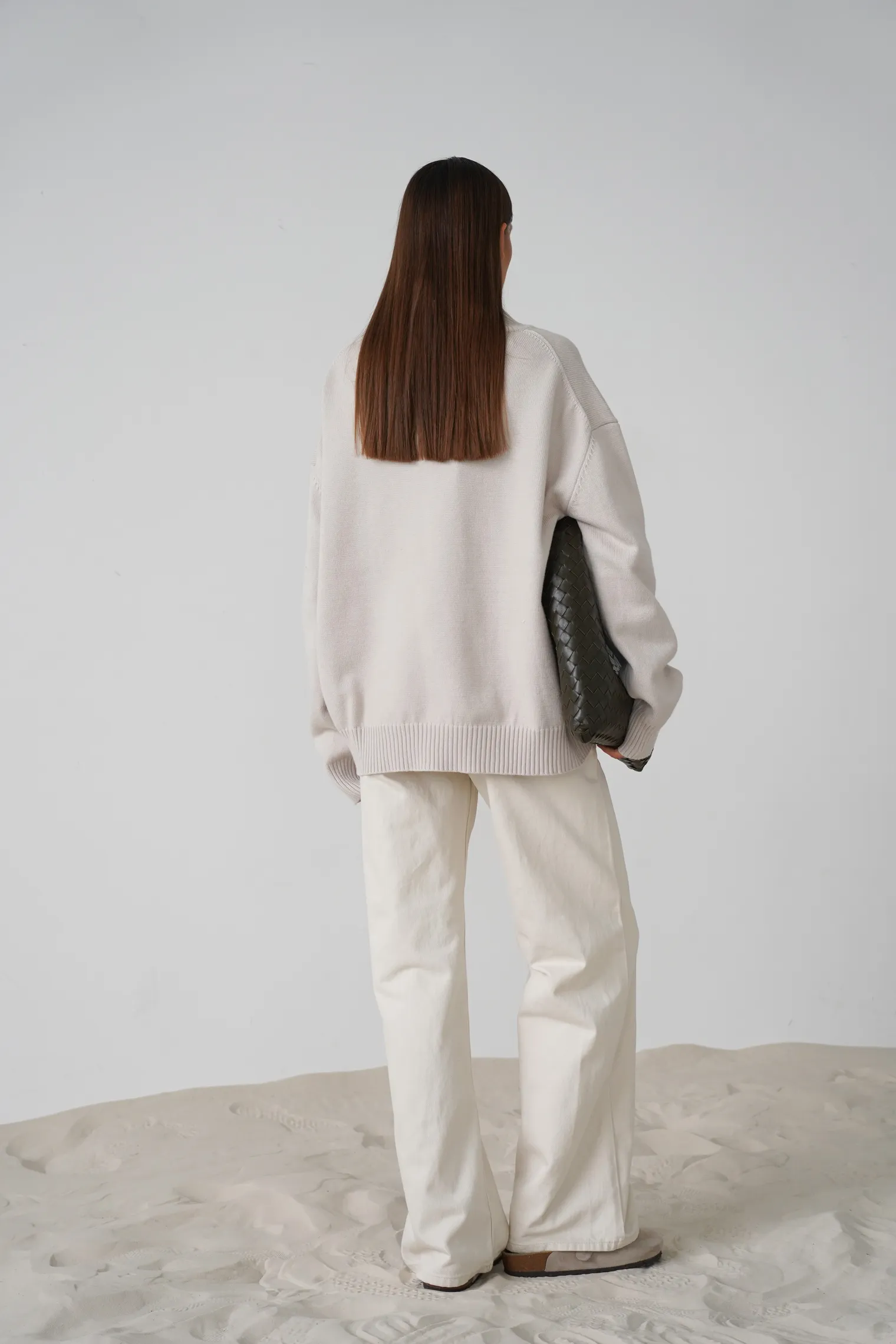 Джинсы широкого кроя с завышенной талией молочного цвета фото 7