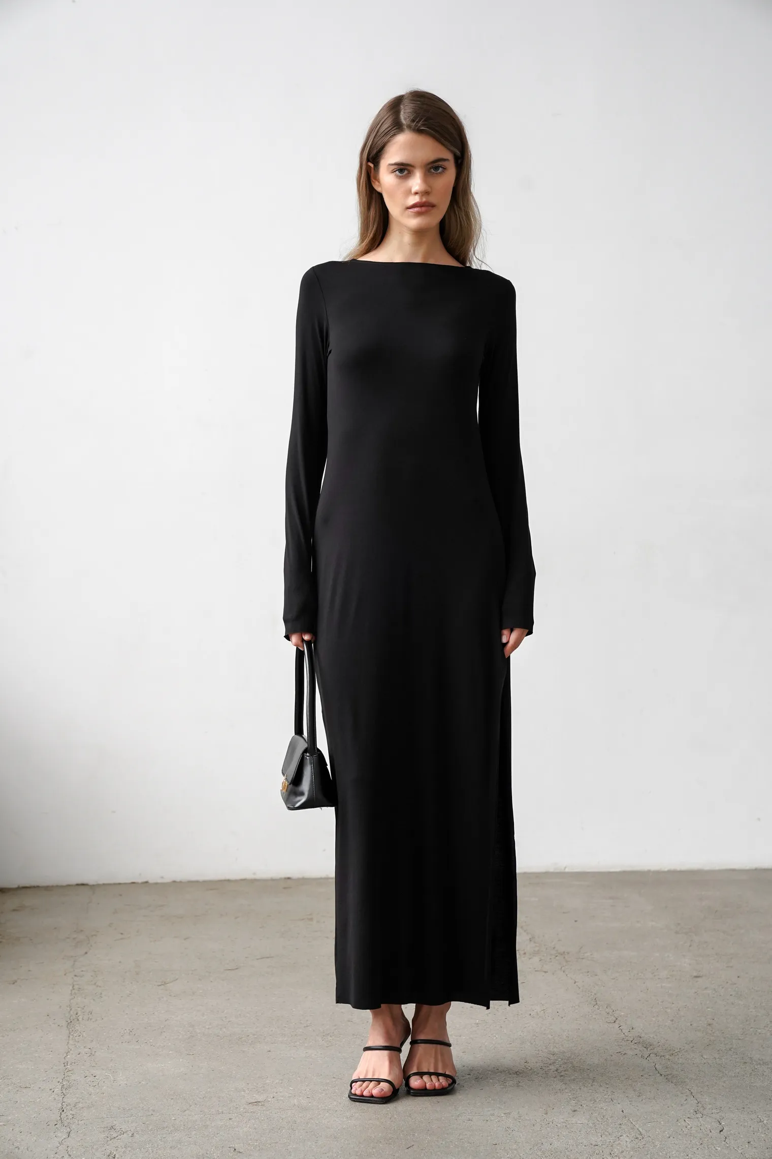 Платье макси с разрезом чёрного цвета фото 3